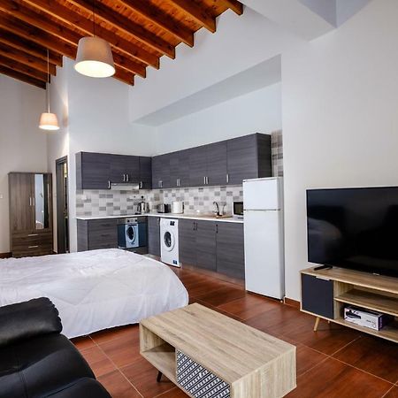 The Loft Studio Apartment Larnaca Exterior foto
