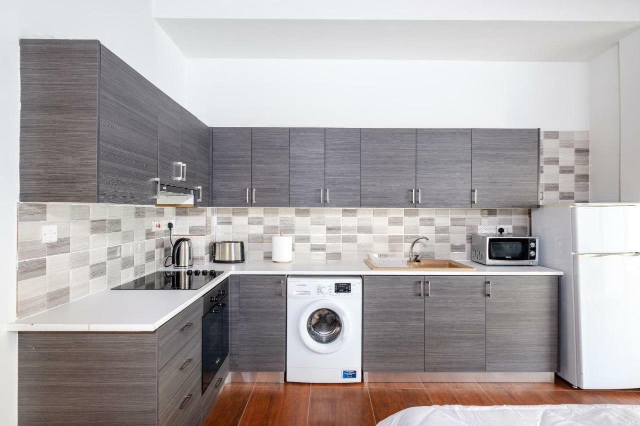 The Loft Studio Apartment Larnaca Exterior foto